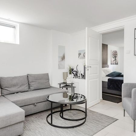 Apartament Downtown In Ten - Free Parking Göteborg Zewnętrze zdjęcie