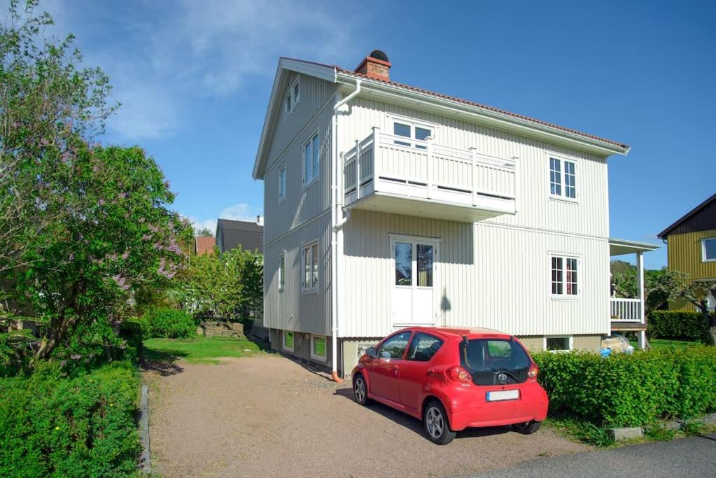 Apartament Downtown In Ten - Free Parking Göteborg Zewnętrze zdjęcie
