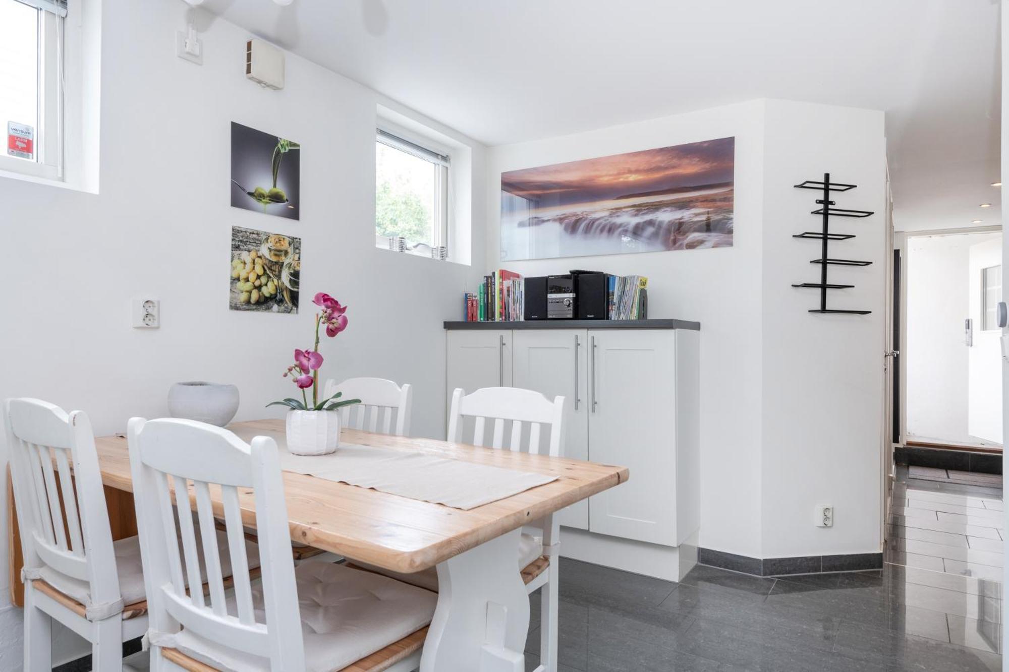 Apartament Downtown In Ten - Free Parking Göteborg Zewnętrze zdjęcie